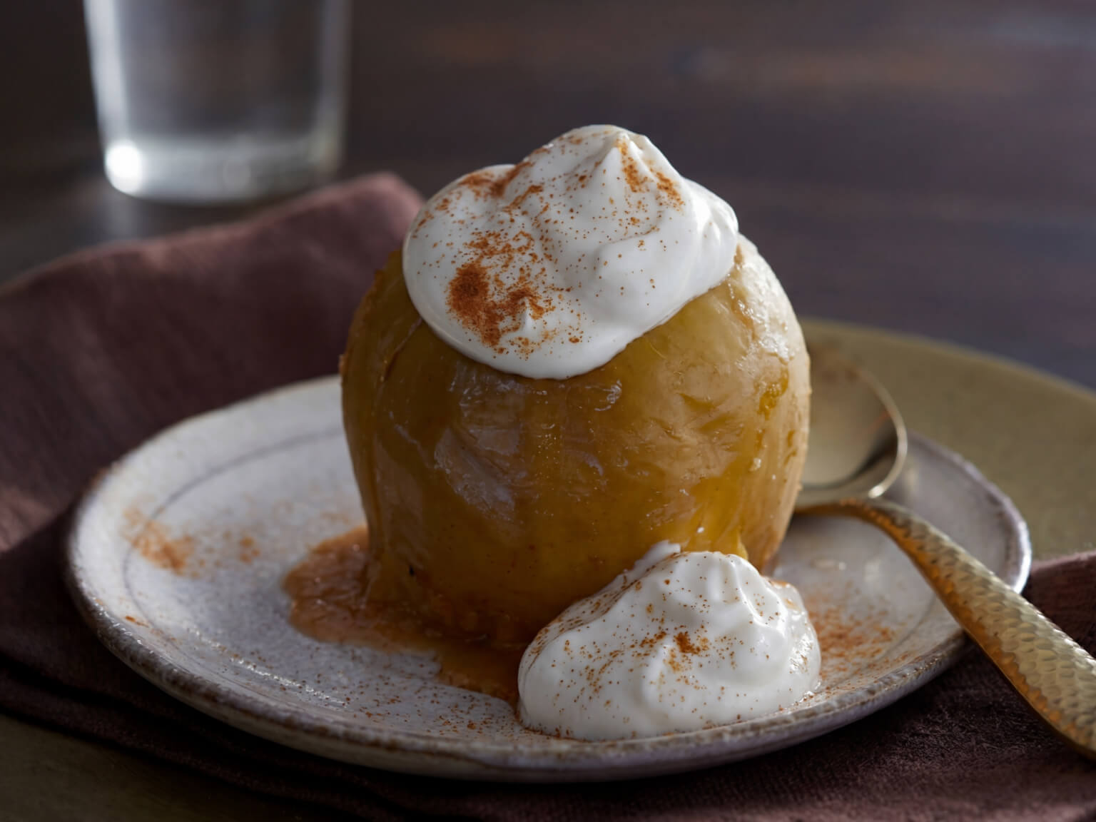 Einfacher Bratapfel mit Ingwer