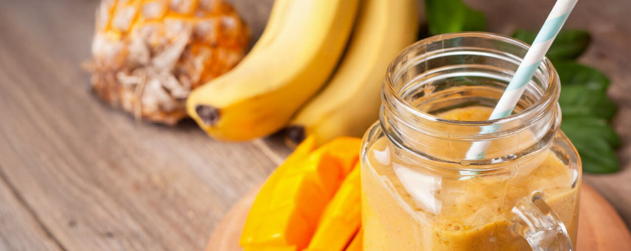 Tropischer Kurkuma-Smoothie